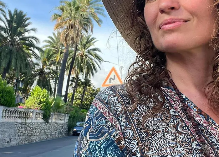Casa Storica Di Alma Con Fantastica Vista Mare Sanremo