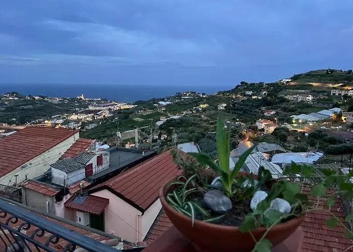 Casa Storica Di Alma Con Fantastica Vista Mare Apartment *