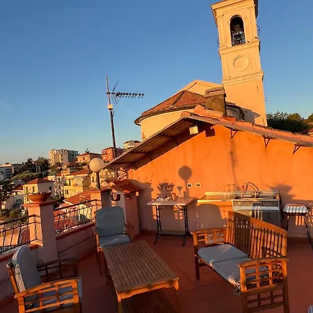 Casa Storica Di Alma Con Fantastica Vista Mare
