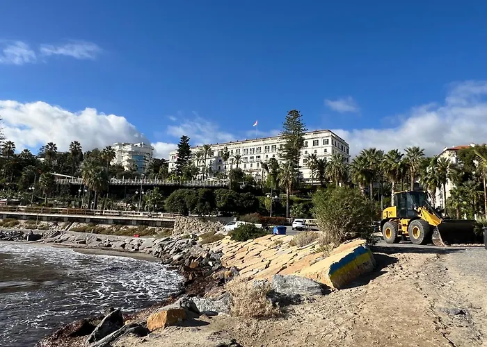 Casa Storica Di Alma Con Fantastica Vista Mare Appartamento Sanremo